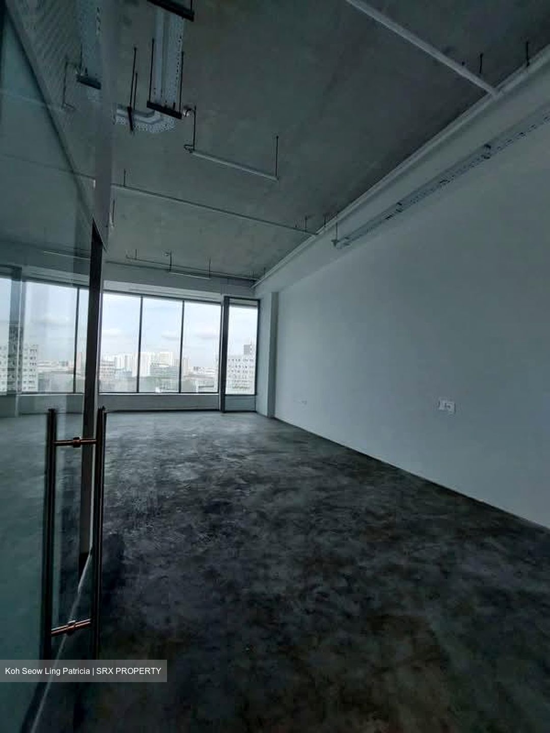 Arc 380 (D8), Office #568004401